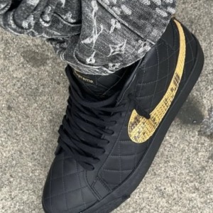 SUP22FWNIKEBLZRMIDBLK